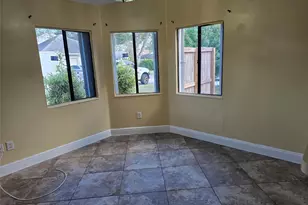 809 E Palm Run Dr, North Lauderdale, FL 33068 - Photo 6