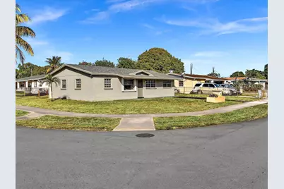 1485 NW 32nd Avenue, Lauderhill, FL 33311 - Photo 2