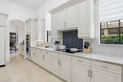 9411 Eden Manor, Parkland, FL 33076 - Photo 16