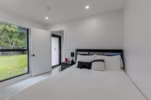 2633 NW Taft St, Hollywood, FL 33020 - Photo 16