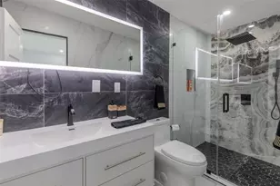 2633 NW Taft St, Hollywood, FL 33020 - Photo 18