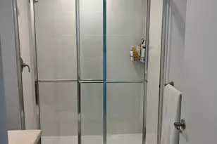 2650 Lake Shore Dr, Riviera Beach, FL 33404 - Photo 8