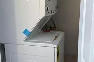 1054-1058 SW 2nd St, Hallandale Beach, FL 33009 - Photo 2