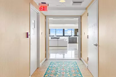 20185 E Country Club Drive #901, Miami, FL 33180 - Photo 4