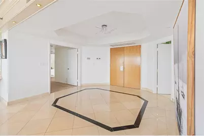 20185 E Country Club Drive #901, Miami, FL 33180 - Photo 6