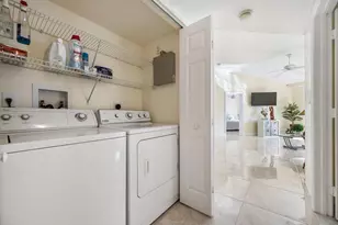 1100 Crestwood Ct, Royal Palm Beach, FL 33411 - Photo 6