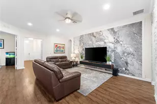 8550 Lakeside Bnd, Parkland, FL 33076 - Photo 4
