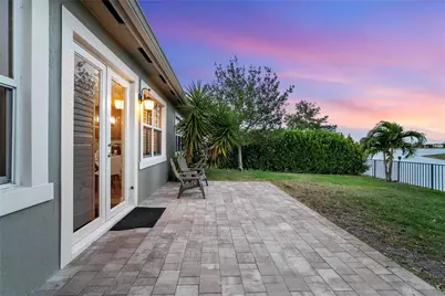 8550 Lakeside Bend, Parkland, FL 33076 - Photo 2