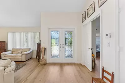 128 NW 110th Way, Coral Springs, FL 33071 - Photo 6