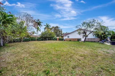 1448 NW 112th Way, Coral Springs, FL 33071 - Photo 34