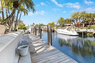 2401 SE 12th St, Pompano Beach, FL 33062 - Photo 2