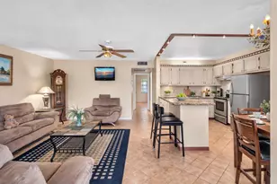 238 Ventnor Q, Deerfield Beach, FL 33442 - Photo 2