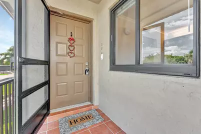 334 Lakeview Drive #204, Weston, FL 33326 - Photo 14