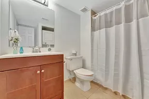 334 Lakeview Dr, Weston, FL 33326 - Photo 32