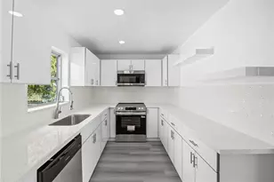 1380 W 31st St, West Palm Beach, FL 33404 - Photo 10