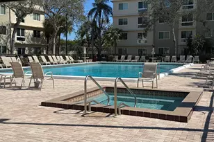 2106 S Cypress Bend Dr, Pompano Beach, FL 33069 - Photo 20