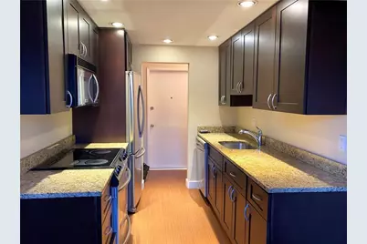 2591 NE 55 Court #105, Fort Lauderdale, FL 33308 - Photo 4