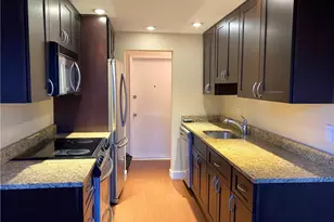 2591 NE 55 Ct, Fort Lauderdale, FL 33308 - Photo 4