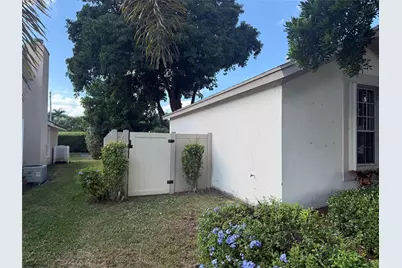 13036 Meadowbreeze Drive, Wellington, FL 33414 - Photo 2