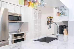 347 N New River Dr, Fort Lauderdale, FL 33301 - Photo 14