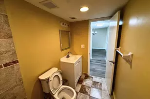 6005 Del Lago Cir, Sunrise, FL 33313 - Photo 18