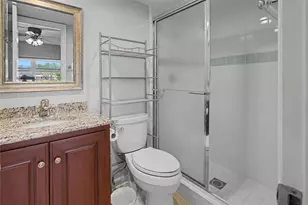 100 SE 6th Ave, Pompano Beach, FL 33060 - Photo 12