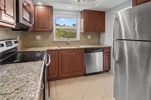 100 SE 6th Ave, Pompano Beach, FL 33060 - Photo 8