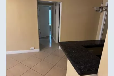 2171 NE 66th Street #801, Fort Lauderdale, FL 33308 - Photo 8