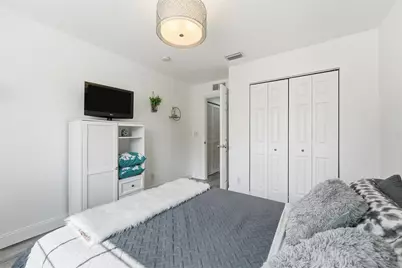 1174 Imperial Lake Road, West Palm Beach, FL 33413 - Photo 22