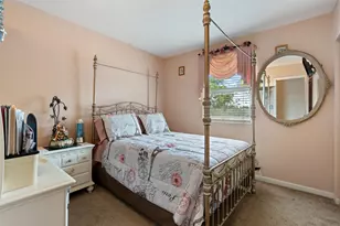 961 SW 98th Ave, Pembroke Pines, FL 33025 - Photo 26