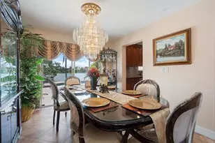 961 SW 98th Ave, Pembroke Pines, FL 33025 - Photo 18