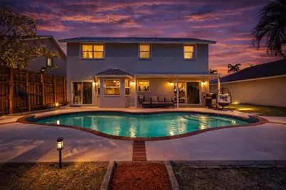 961 SW 98th Avenue, Pembroke Pines, FL 33025 - Photo 8