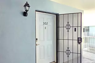 1735 NE 164th St, Miami, FL 33162 - Photo 2