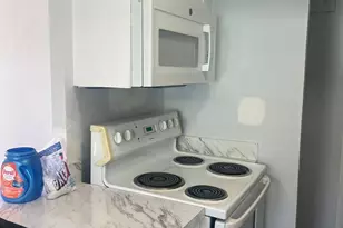 515 D St, Lake Worth Beach, FL 33460 - Photo 2