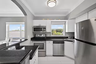 744 NE 14th Ave, Fort Lauderdale, FL 33304 - Photo 10