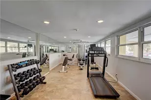 1200 Hibiscus Ave, Pompano Beach, FL 33062 - Photo 12