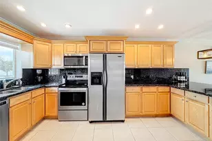 1198 Hillsboro Mile, Pompano Beach, FL 33062 - Photo 18