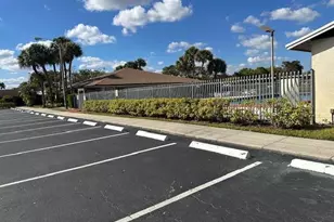 3400 Meadows Circle, Miramar, FL 33025 - Photo 10