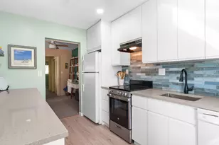 561 Bayshore Dr, Fort Lauderdale, FL 33304 - Photo 30