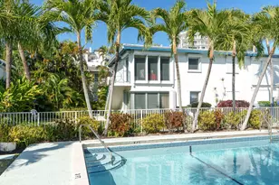 561 Bayshore Dr, Fort Lauderdale, FL 33304 - Photo 12