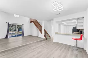 3951 Coral Springs Dr, Coral Springs, FL 33065 - Photo 8