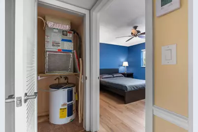 2015 NE 32nd Court #25, Pompano Beach, FL 33064 - Photo 18