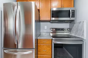 2015 NE 32nd Ct, Pompano Beach, FL 33064 - Photo 2