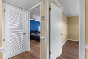 2015 NE 32nd Ct, Pompano Beach, FL 33064 - Photo 24