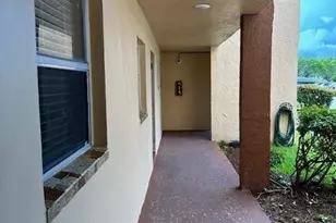 9350 Sunrise Lakes Blvd, Sunrise, FL 33322 - Photo 14