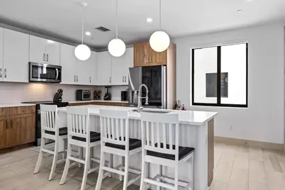 428 SE 12th Court #428, Fort Lauderdale, FL 33316 - Photo 4