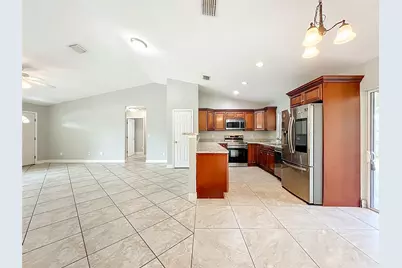 608 Masters Avenue, Wildwood, FL 34785 - Photo 4