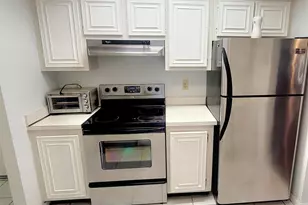 1009 N Ocean Blvd, Pompano Beach, FL 33062 - Photo 8