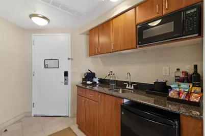 18001 Collins Avenue #2615, Sunny Isles Beach, FL 33160 - Photo 14