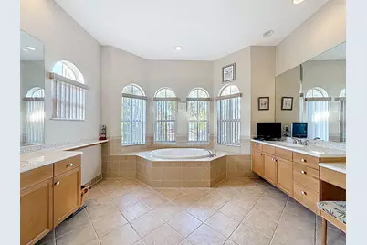 16918 SW 16th Street, Pembroke Pines, FL 33027 - Photo 14